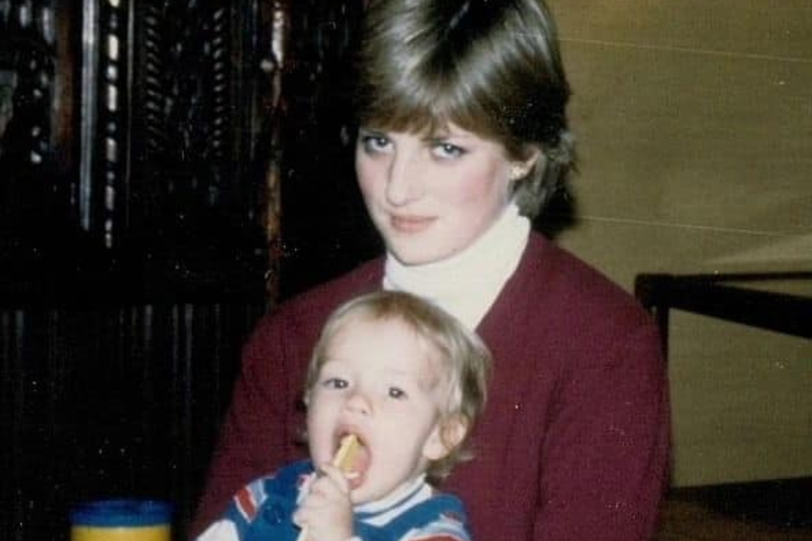 Diana as a Nanny